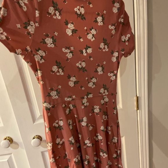 Hollister Pink Floral Dress - Picture 3 of 5